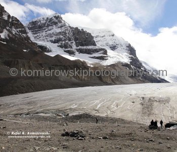 he glacier is shrinking by 30 percent every 100 years. At this rate it will be gone in 300 years. Athabasca Glacier