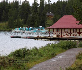 Maligne Lake,   Jasper National Park, Alberta, Canada