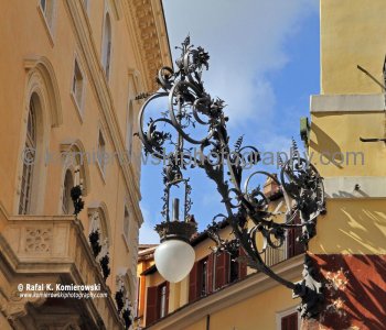 Street light near Fontana di Trevi,  the other side of Rome