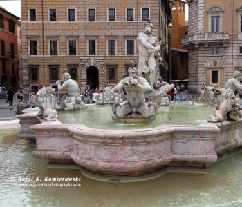 Piazza Navona  Berninis Fontana del Moro,  Rome