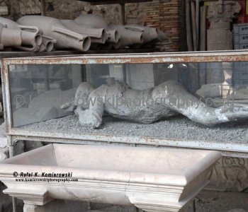 Mummified remains found.  This is a dramatic example of the death that overtook the people of Pompeii