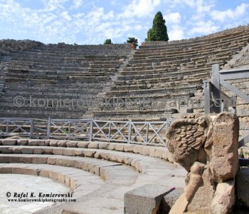 The Roman-type theatre on the other hand depends on an architectural structure, Pompeii