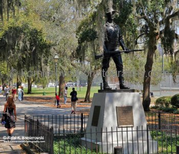 War Memorial Monument....pay tribute to those who fought in the Spanish American War, Savannah