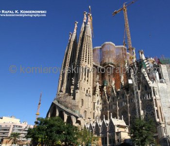 SAGRADA FAMILIA - BARCELONA - UNDER CONSTRUCTION...MORE PHOTOS TO FOLLOW ....