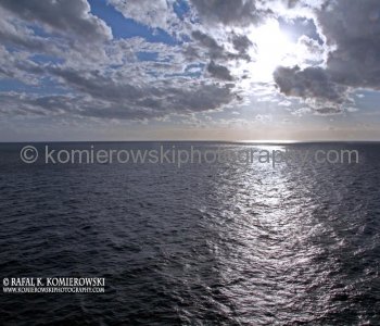 REMEMBRANCE DAY  Canada - (VETERANS DAY  USA)  at Gulf of Mexico, November 11, 2011 ,    24^ 27’ 15” N,  84^34’ 17” West  -  at   15:56 speed 18.58kn=34.43km/h,  wind 69.5 km/h, temp. +19.9C, humidity 61%