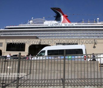Sunday, November 13, 2011  Day 17, arrived to Galveston, Texas, USA at 5:05 am, 29^ 18’ 32” N,  94^47’ 50” West