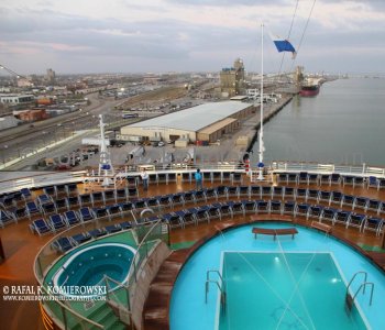 Sunday, November 13, 2011  Day 17, arrived to Galveston, Texas, USA at 5:05 am, 29^ 18’ 32” N,  94^47’ 50” West