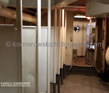 USS Texas, Crew Lavatories/Restrooms