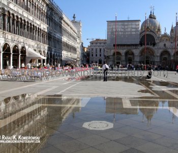 Floods in recent years broke all records, with the central piazza St. Mark s Square disappearing under water