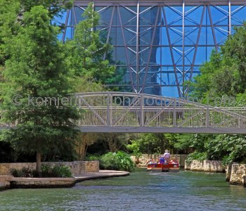 ...taking a boat tour on San Antonio s river is a =must-do= for your visit to San Antonio, Texas