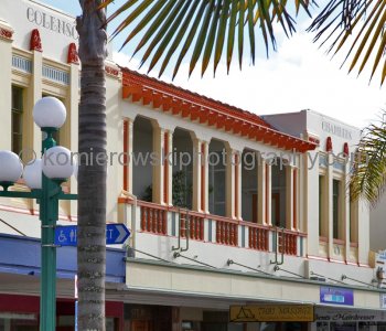 ...here  are my photo observations while taking long walk in Napier, city of spectacular Art-Deco architecture...