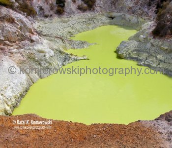 Wai-O-Tapu, New Zealand