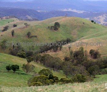 View from the highway on the way to Jenolan Caves from Katoomba, New South Wales, Australia