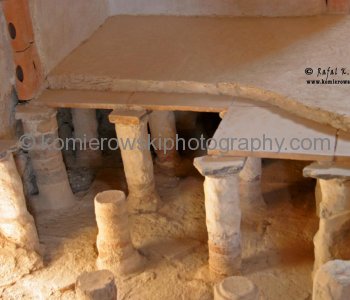 Partial reconstruction of the caldarium in one of Masada’s bath .  The caldarium (hot room) had a suspended floor supported by 200 small brick pillars.