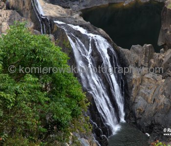 Barron Falls is where the Barron River makes its descent from the Atherton Tablelands to the Cairns coastal plain, in Queensland, Australia. (Wikipedia)