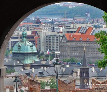 ...Walking is really the best way to explore Prague,   sightseeing highlights of this beautiful city...