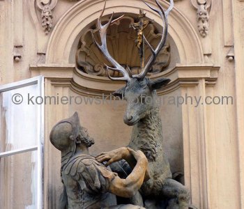 ...Walking is really the best way to explore Prague,   sightseeing highlights of this beautiful city...