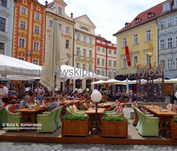 ...Walking is really the best way to explore Prague,   sightseeing highlights of this beautiful city...