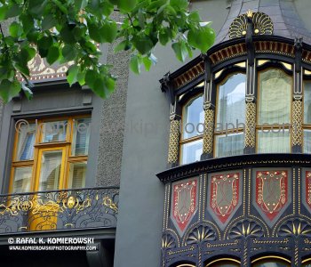 ...Walking is really the best way to explore Prague,   sightseeing highlights of this beautiful city...
