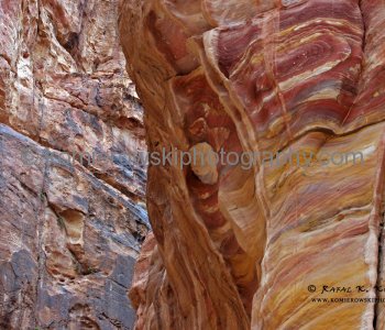 The walk through this beautiful narrow canyon area is relaxing and fascinating...